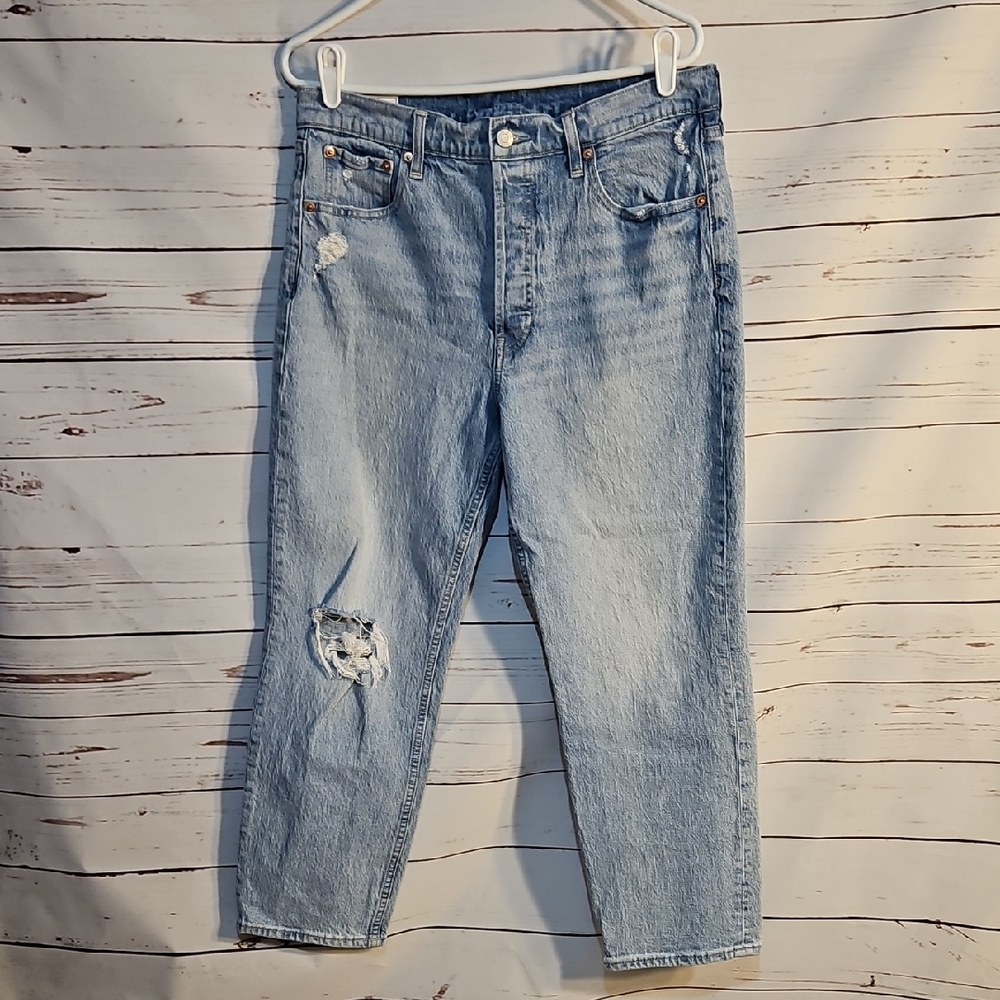 Gap Cheeky Straight High Rise Distressed Light Wash Jeans Size 31 12S Button Fly